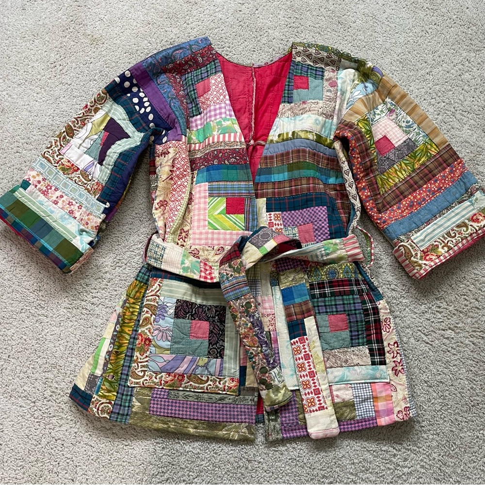 VINTAGE Women's PATCHWORK QUILT Hand Made WRAP Colorful COAT Belted JACKET